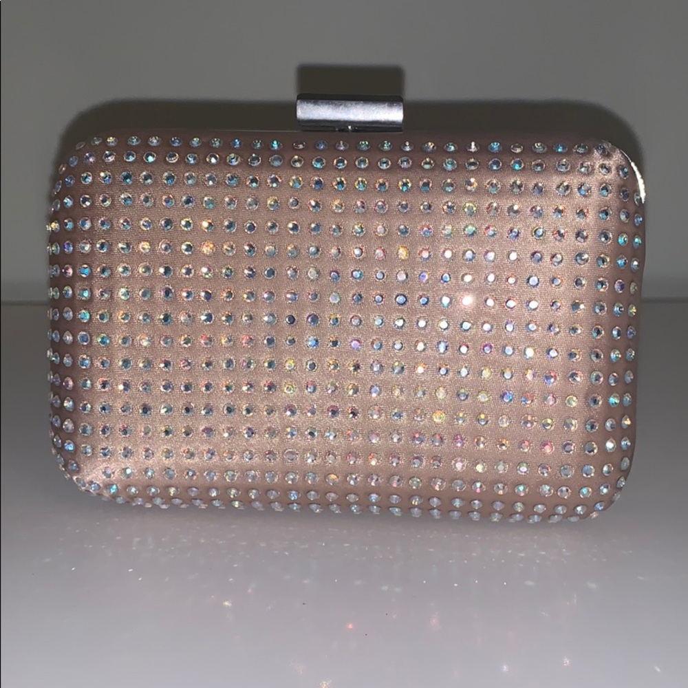 Nine West clutch ✨